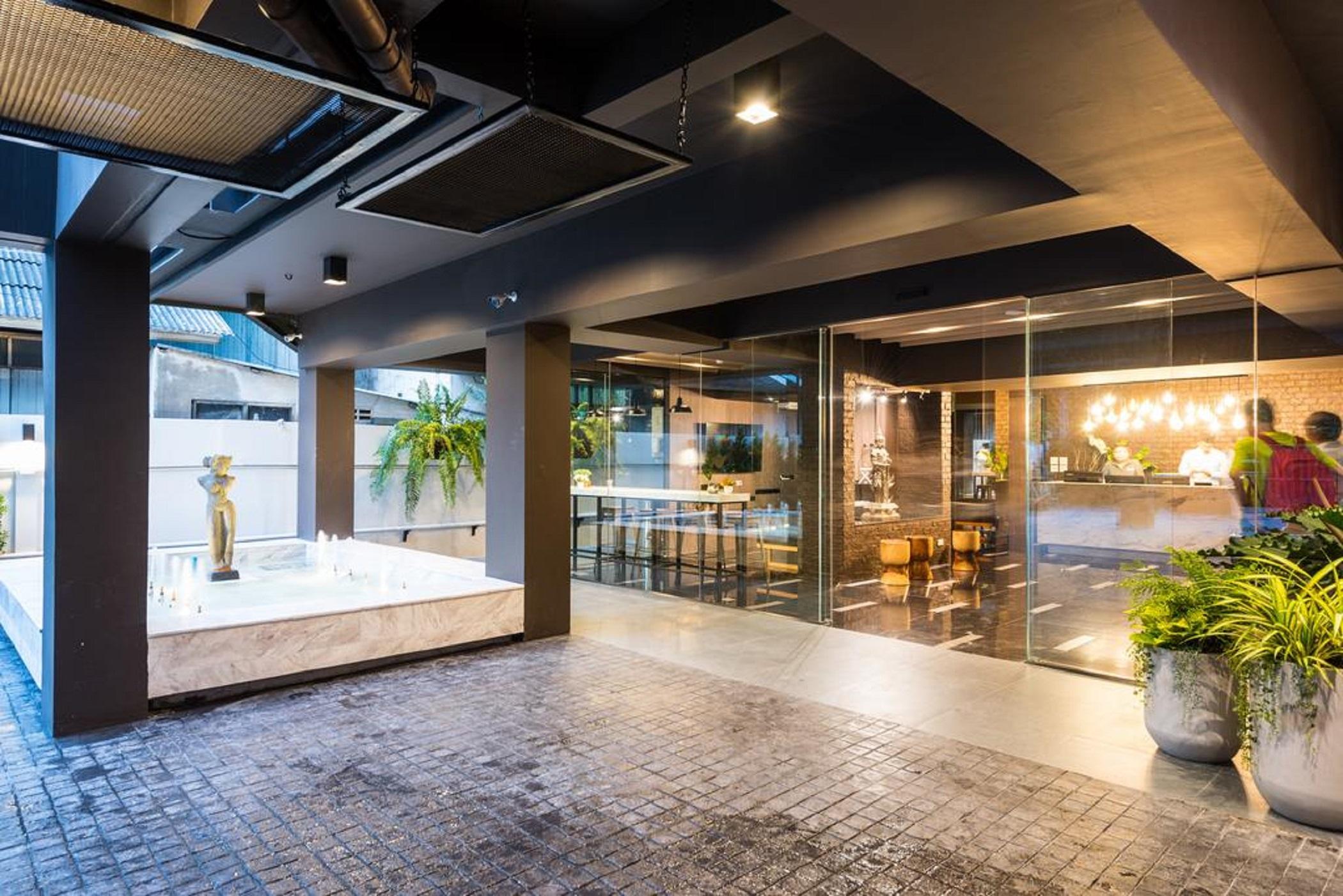 Fyn Hotel Bangkok Exterior photo